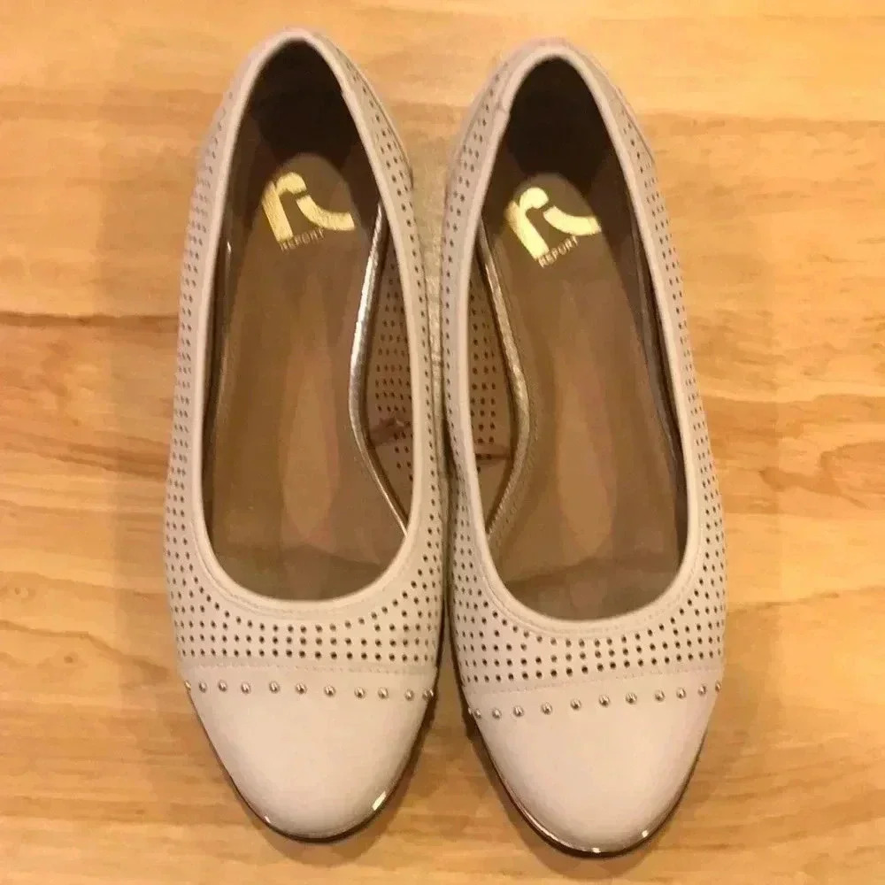 Report Off White Flats with Pretty Gold Beaded Detail Trim-Size 7.5W